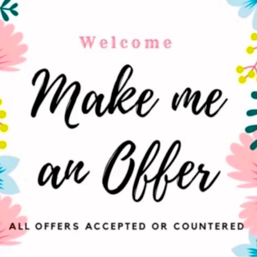 *Like New / High Quality Closet Cleanout!!*